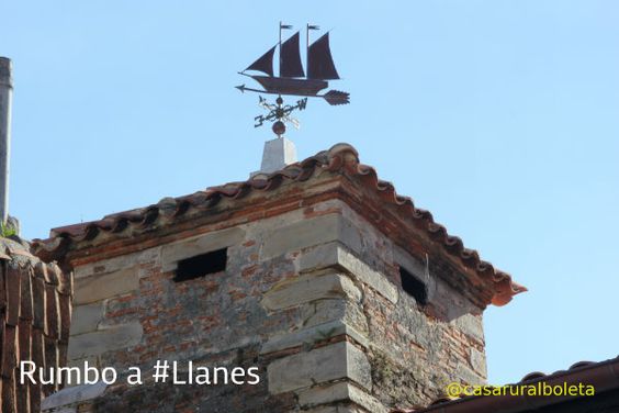 Palacio del Marques de Gastañaga en Llanes Asturias. Detalle de la Veleta